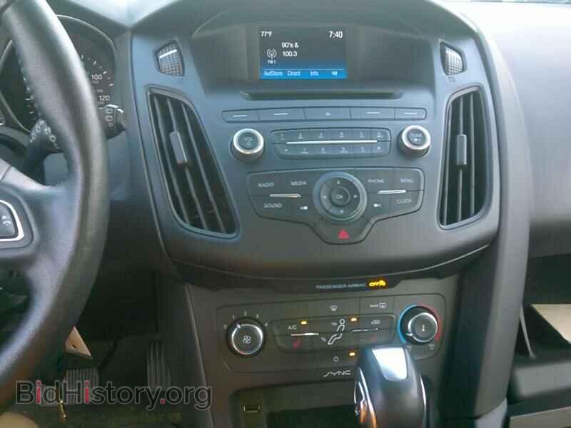 2016 Ford Focus - VIN: 1FADP3K23GL267404 - Фото 4