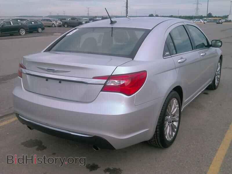 2012 Chrysler 200 - VIN: 1C3CCBCG6CN266692 - Фото 2