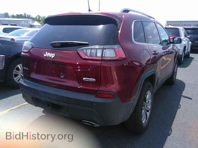 2019 Jeep Cherokee - VIN: 1C4PJMLX7KD207072 - Фото 2