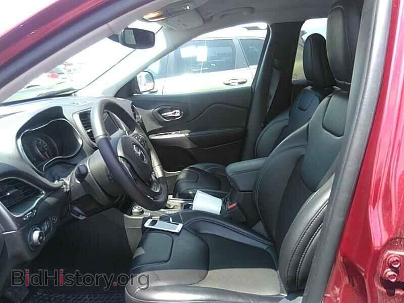 2019 Jeep Cherokee - VIN: 1C4PJMLX7KD207072 - Фото 3