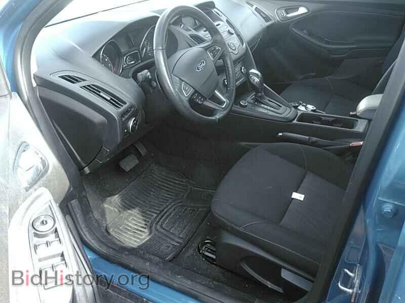 2016 Ford Focus - VIN: 1FADP3K25GL314741 - Фото 3
