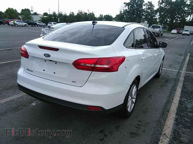 2016 Ford Focus - VIN: 1FADP3F23GL248717 - Фото 2