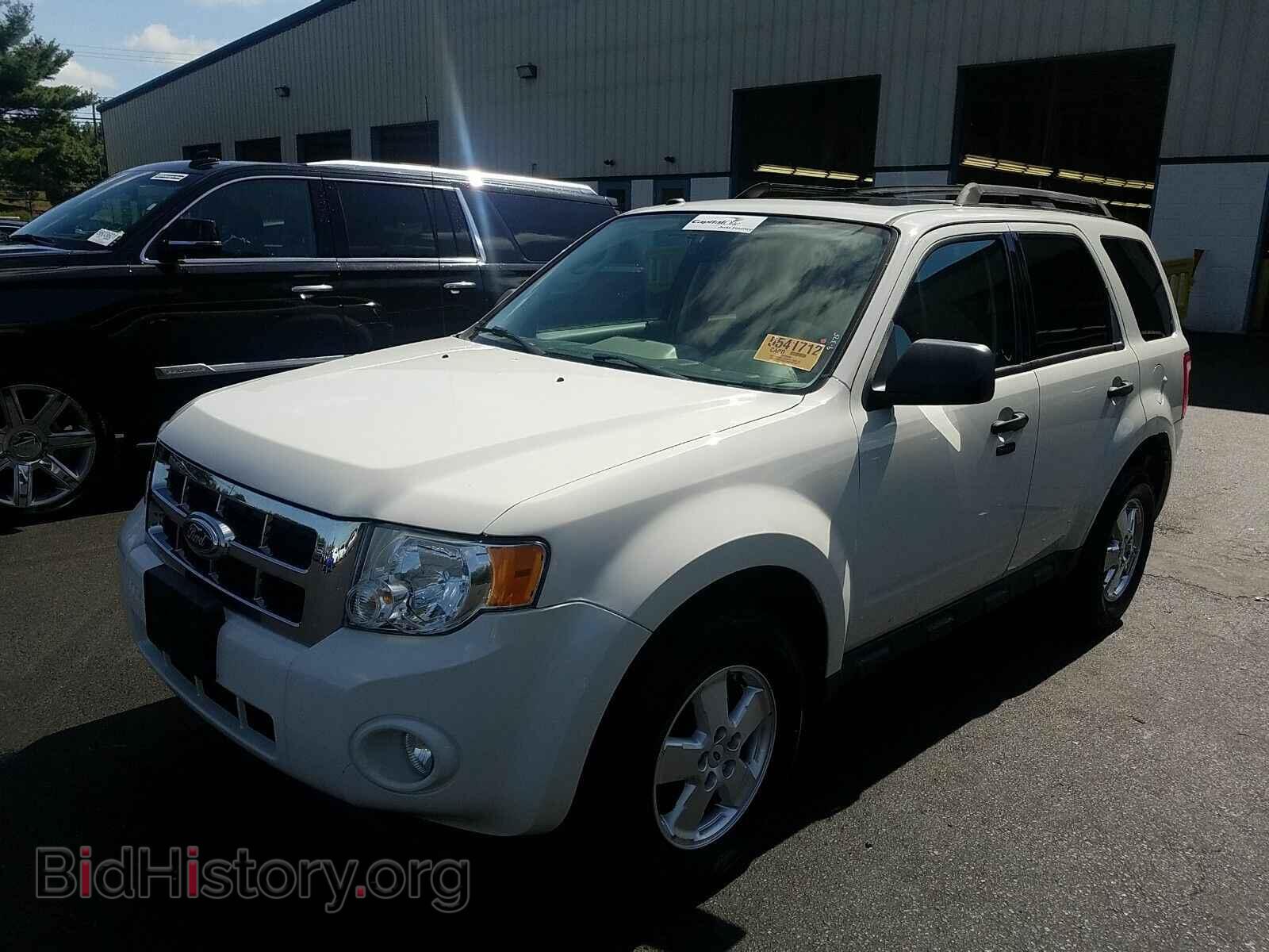 Фотография 1FMCU0D73BKB21021 - Ford Escape 2011