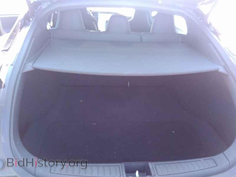 2014 Tesla Model S - VIN: 5YJSA1H28EFP64107 - Photo 7