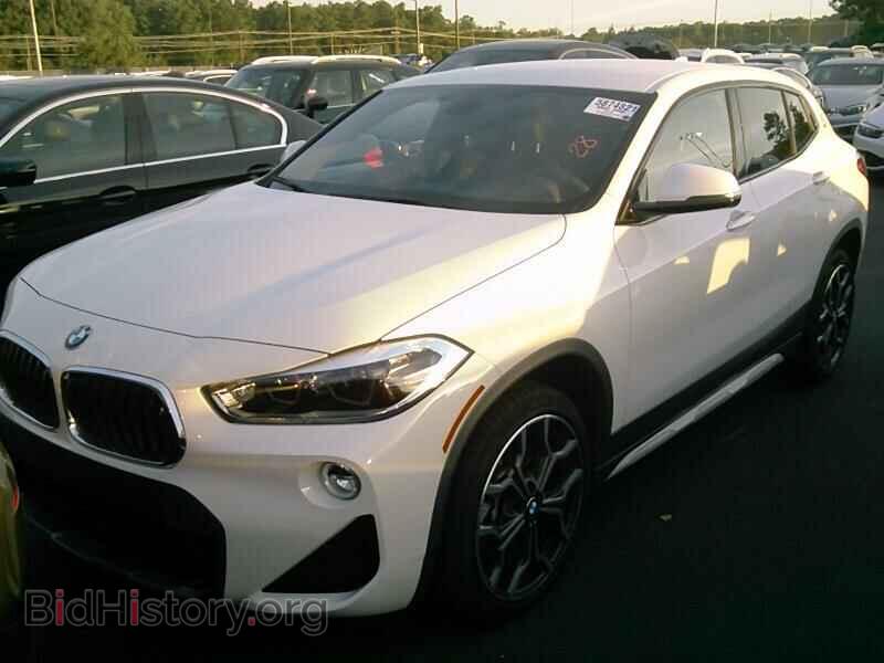 Photo WBXYJ5C38JEF77677 - BMW X2 2018