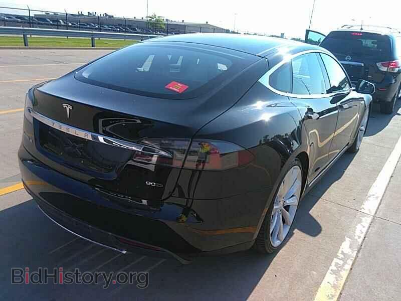 2015 Tesla Model S - VIN: 5YJSA1E20FF105220 - Photo 2