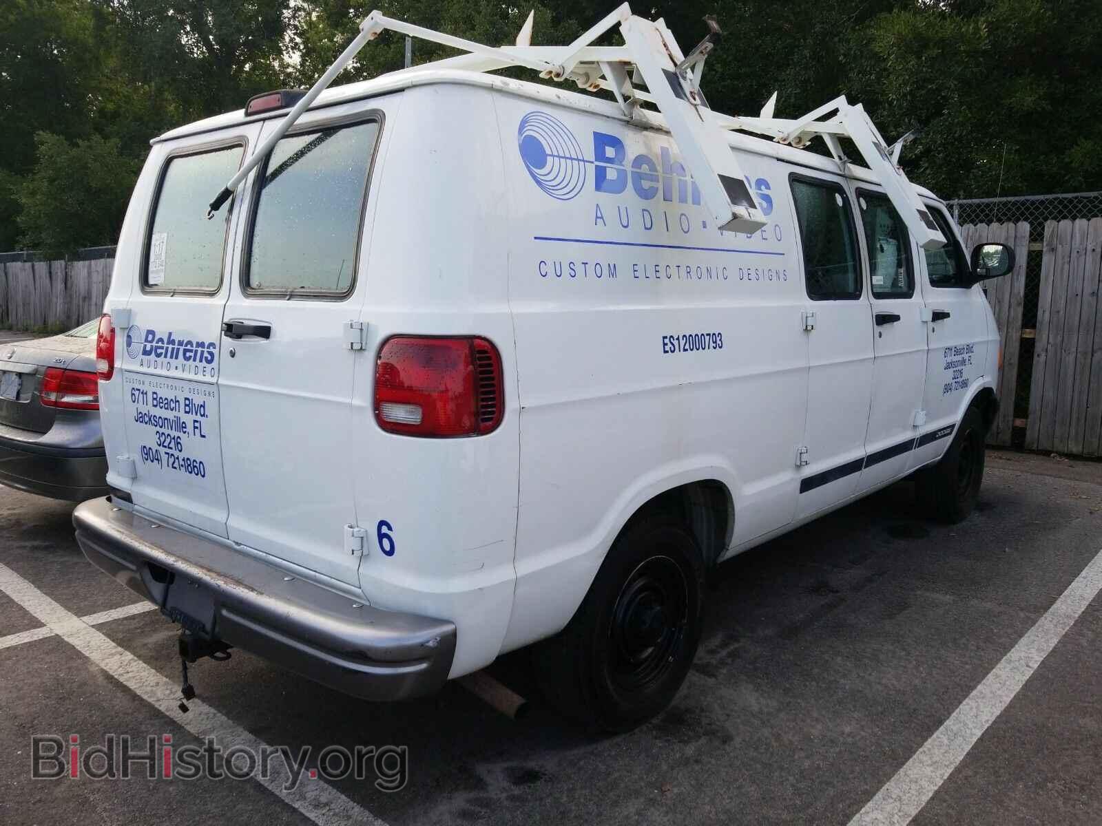 2003 Dodge Ram Van - VIN: 2D7JB21Y33K522015 - Фото 2