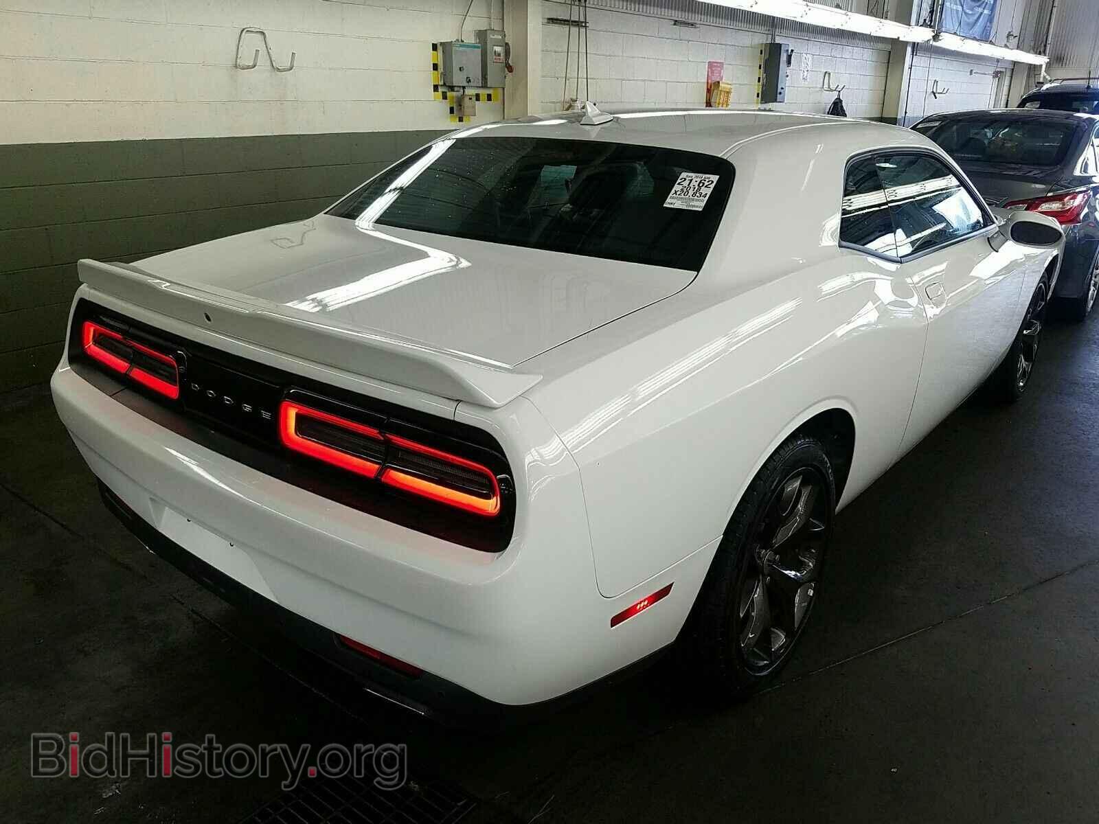 2018 Dodge Challenger - VIN: 2C3CDZAG9JH259217 - Фото 2