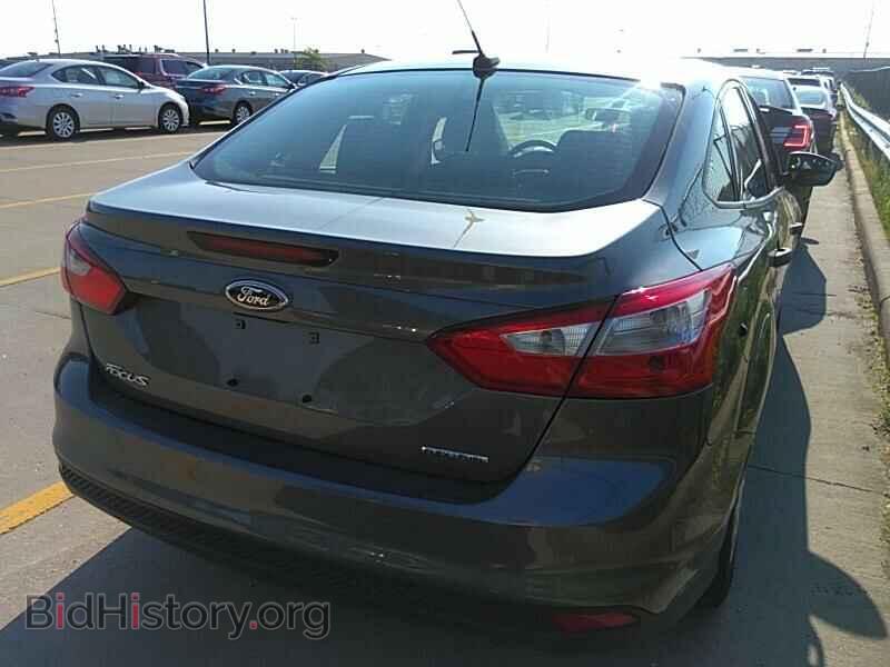 2013 Ford Focus - VIN: 1FADP3E29DL208722 - Photo 2