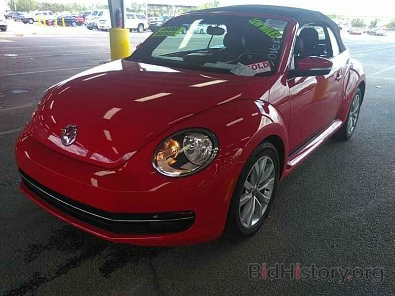 Photo 3VW5A7AT8FM817899 - Volkswagen Beetle Convertible 2015