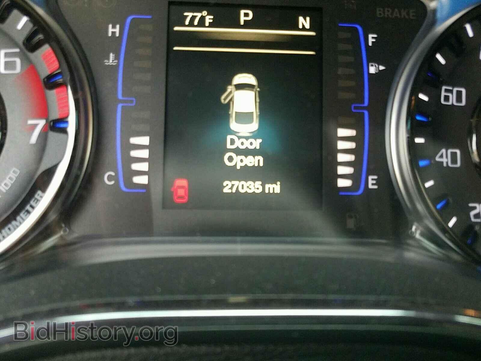 2016 Chrysler 200 - VIN: 1C3CCCBB2GN152240 - Photo 5