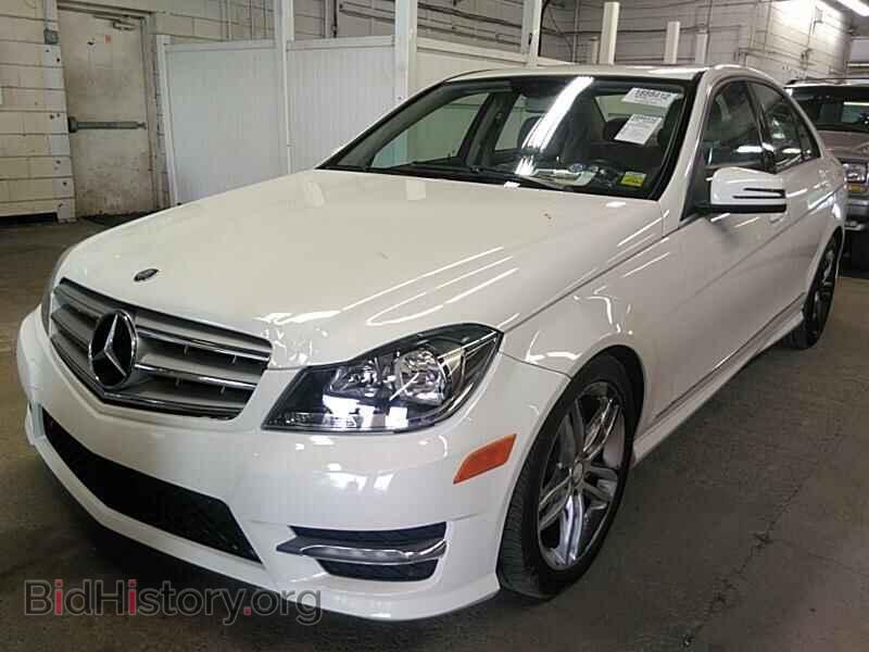 Фотография WDDGF8BB9CR199131 - Mercedes-Benz C-Class 2012