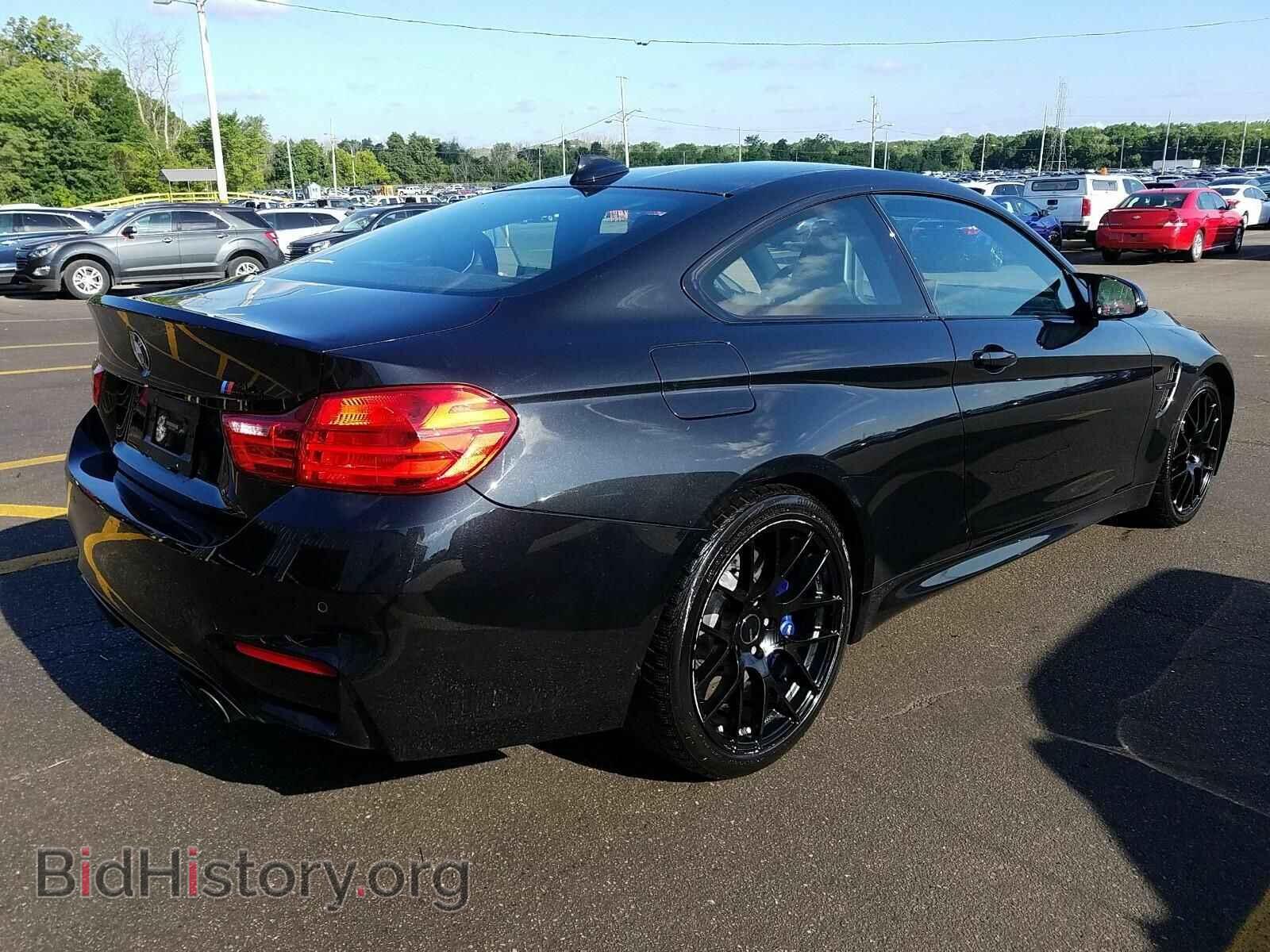 2016 BMW M4 - VIN: WBS3R9C57GK338971 - Фото 2