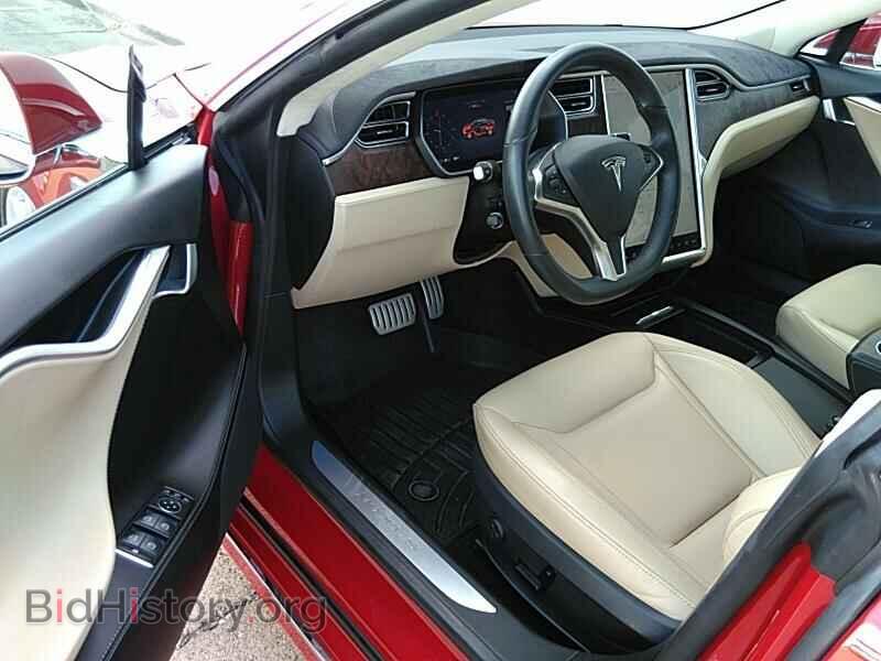2016 Tesla Model S - VIN: 5YJSA1E40GF150113 - Фото 3