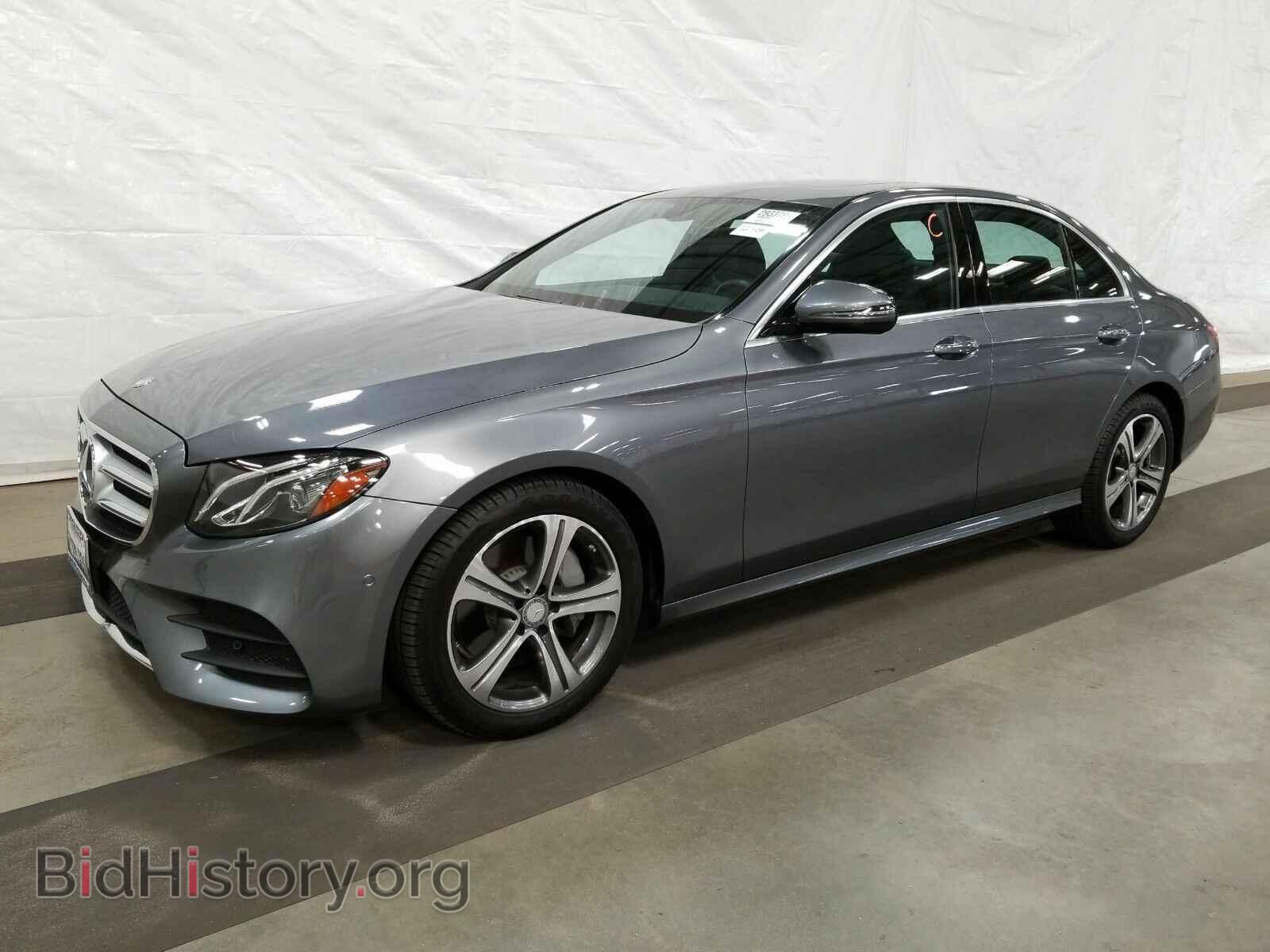 Photo WDDZF4JB1HA208820 - Mercedes-Benz E-Class 2017
