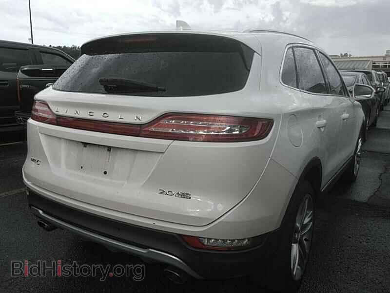 2016 Lincoln MKC - VIN: 5LMCJ3D97GUJ30647 - Фото 2