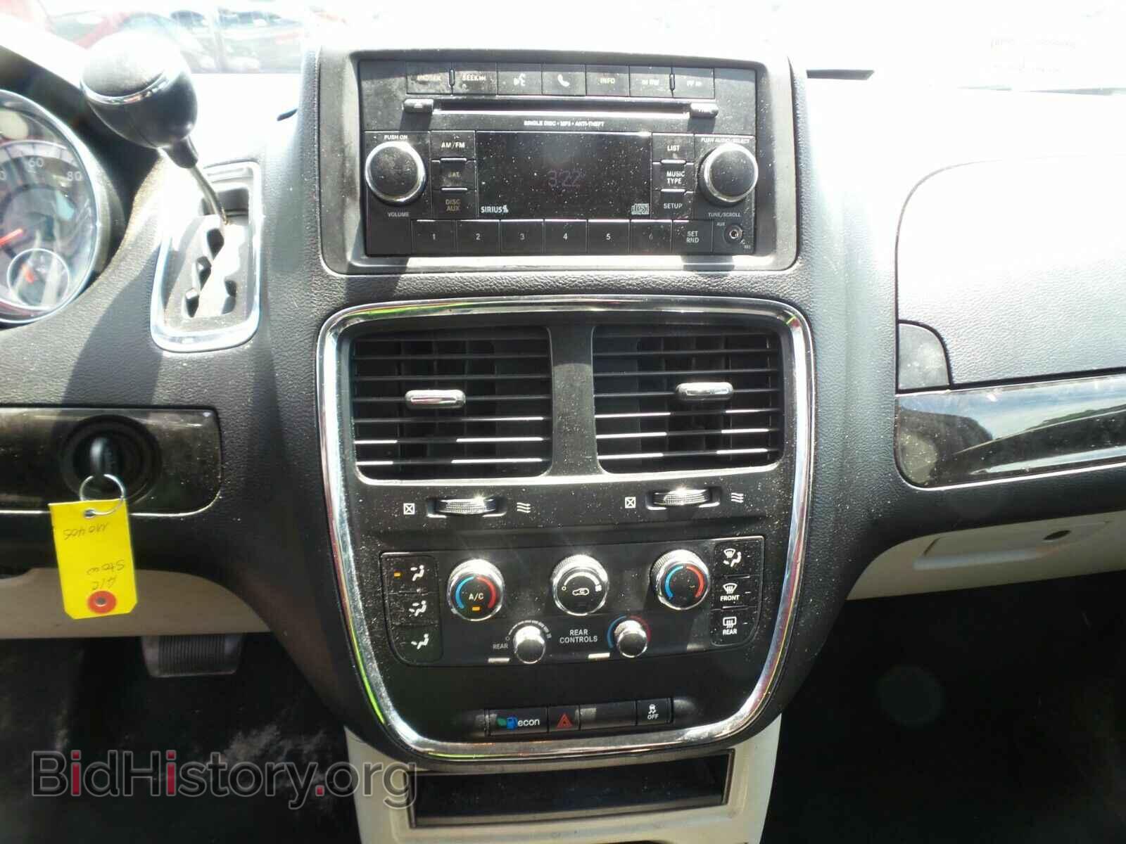 2013 Dodge Grand Caravan - VIN: 2C4RDGBG4DR636074 - Фото 4