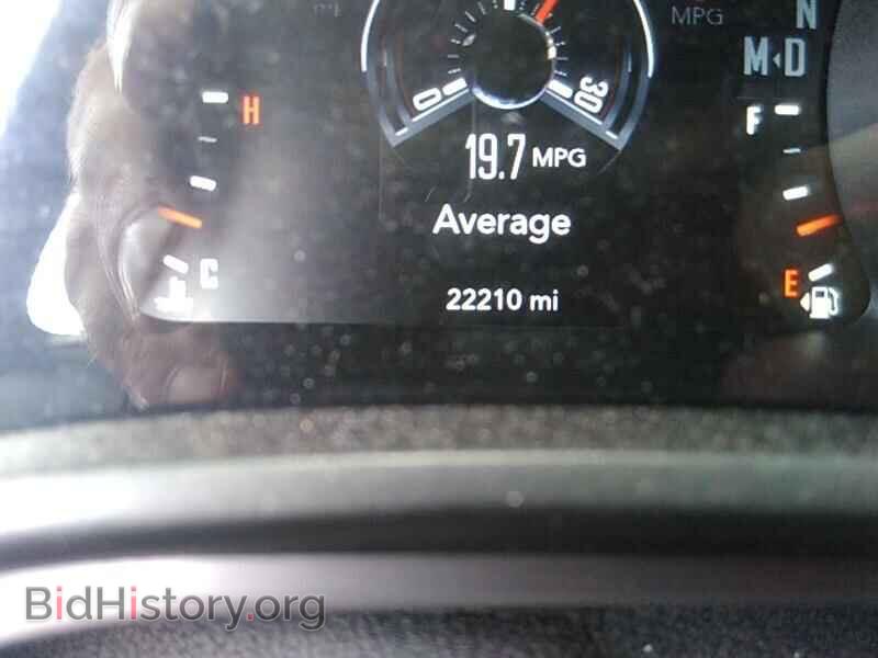 2016 Dodge Challenger - VIN: 2C3CDZBT2GH240710 - Photo 5