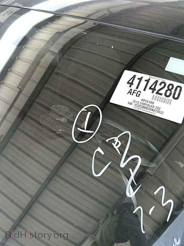2013 Chrysler 200 - VIN: 1C3CCBBB3DN672632 - Фото 14