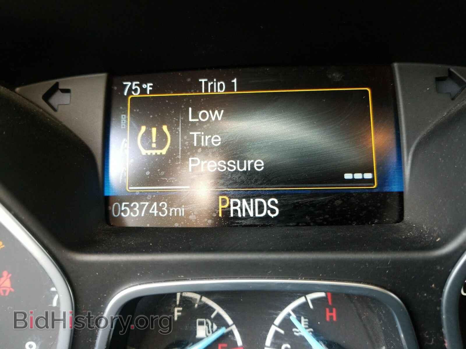 2016 Ford Focus - VIN: 1FADP3F23GL406988 - Фото 5