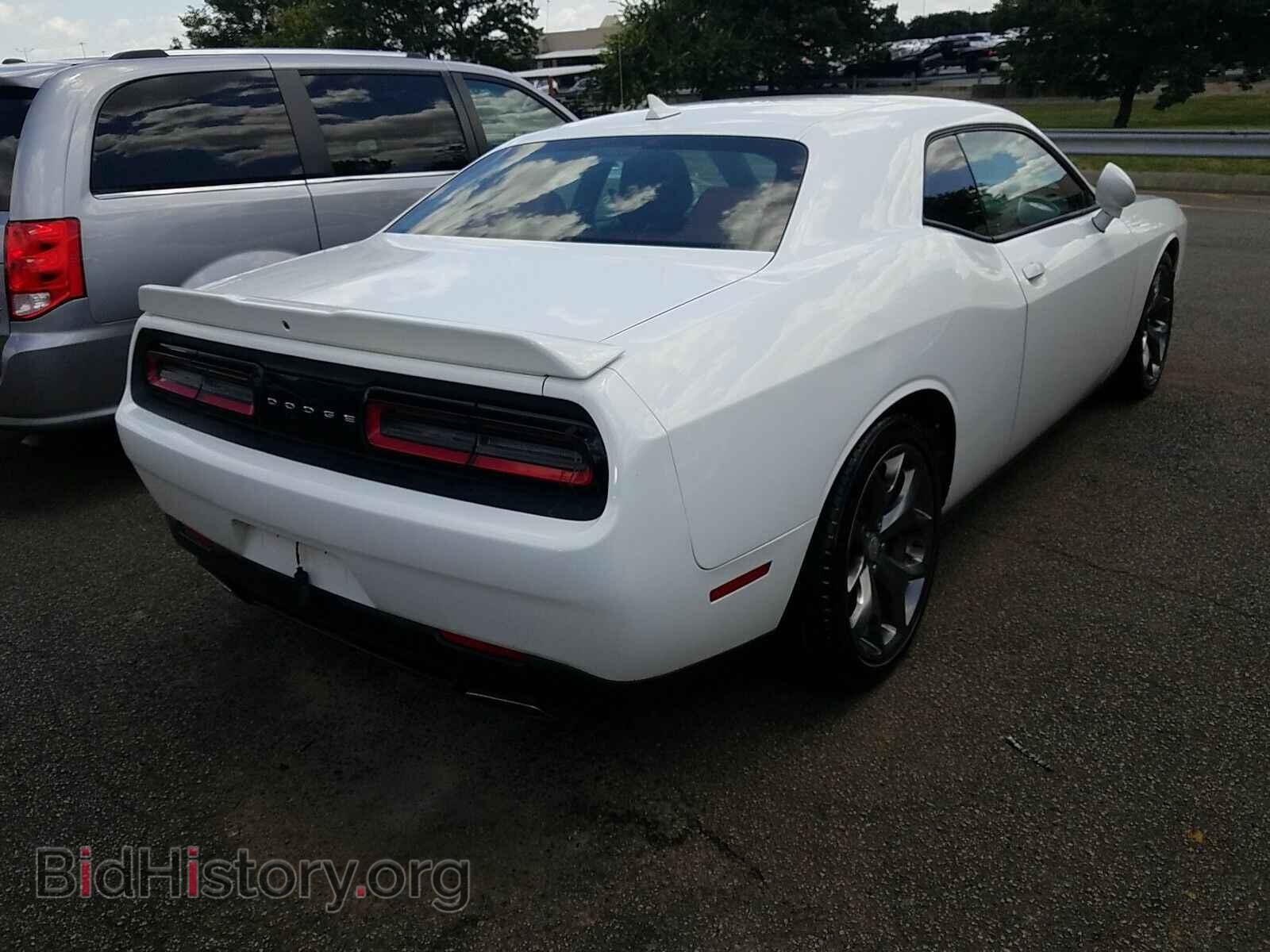 2016 Dodge Challenger - VIN: 2C3CDZAG3GH178240 - Photo 2