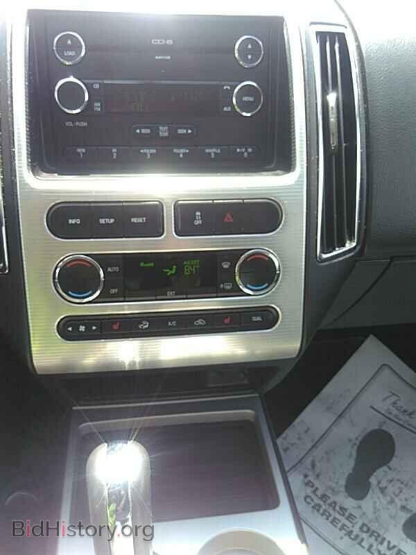 2010 Ford Edge - VIN: 2FMDK3JCXABB77026 - Фото 4