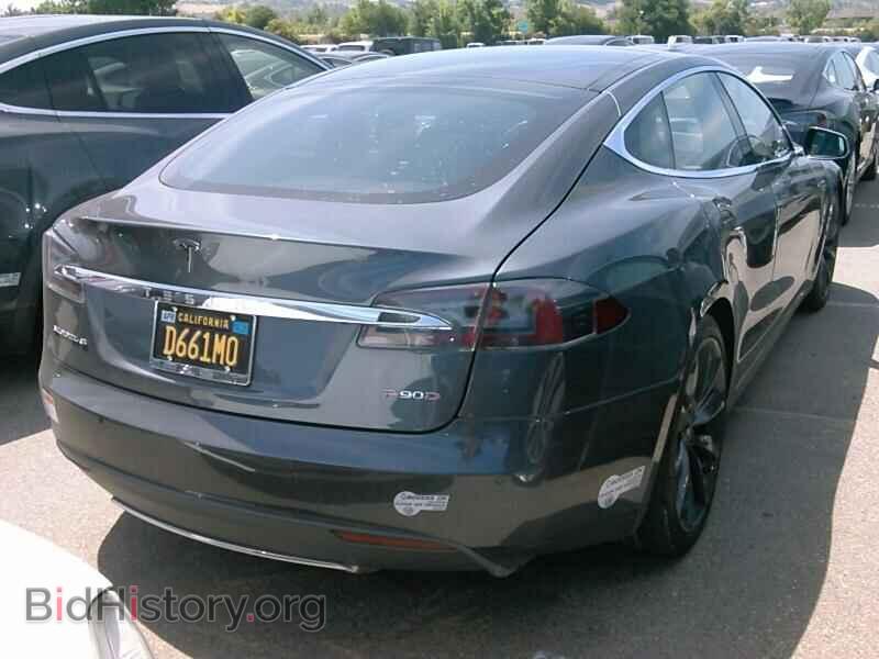 2016 Tesla Model S - VIN: 5YJSA1E4XGF136333 - Photo 2