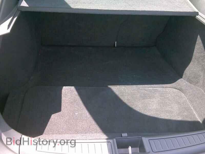 2016 Tesla Model S - VIN: 5YJSA1E4XGF136333 - Photo 7
