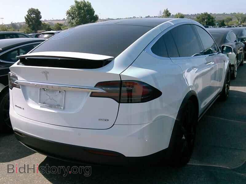 2016 Tesla Model X - VIN: 5YJXCAE23GF006327 - Фото 2