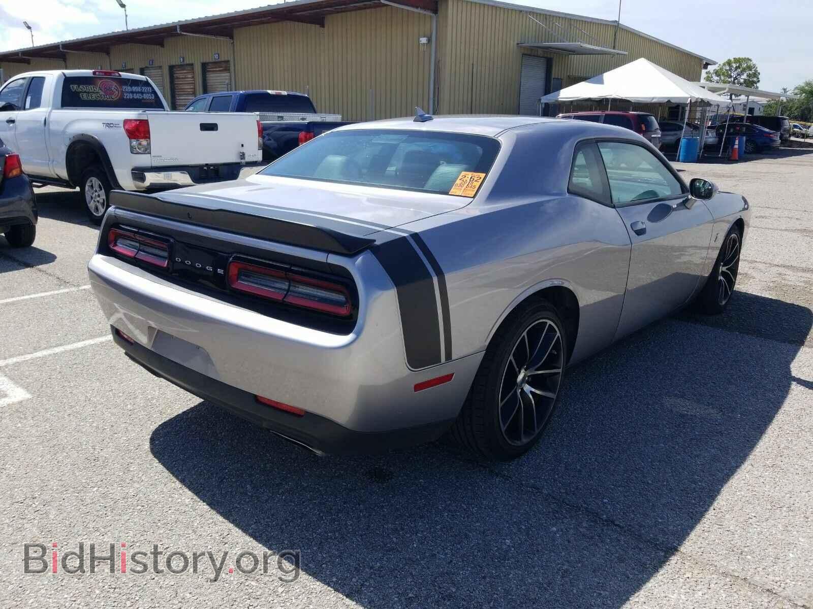 2018 Dodge Challenger - VIN: 2C3CDZFJ6JH300827 - Фото 2
