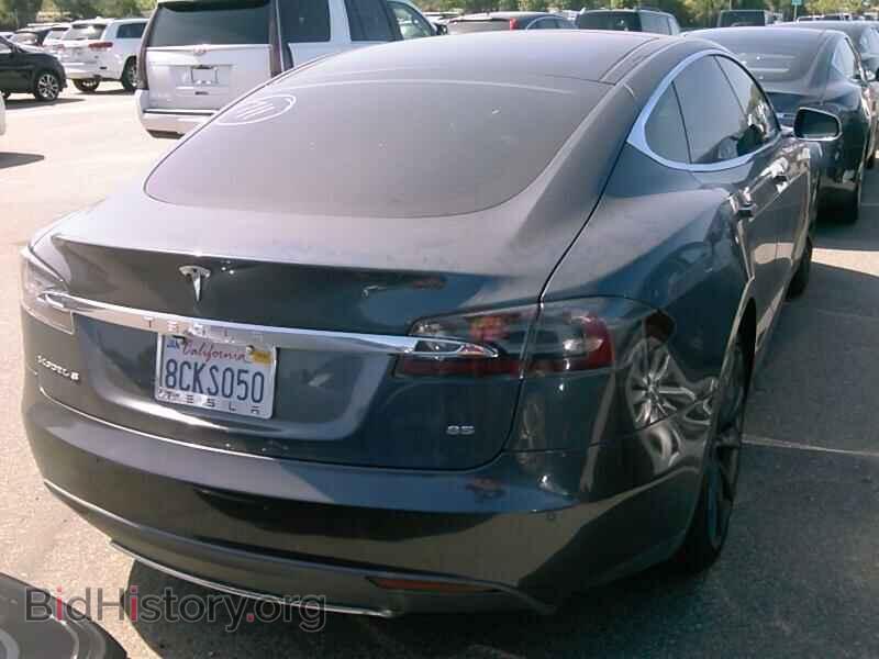 2014 Tesla Model S - VIN: 5YJSA1H15EFP62550 - Фото 2