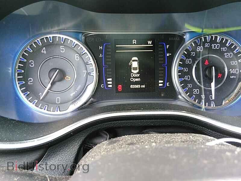 2016 Chrysler 200 - VIN: 1C3CCCAB3GN103534 - Фото 5