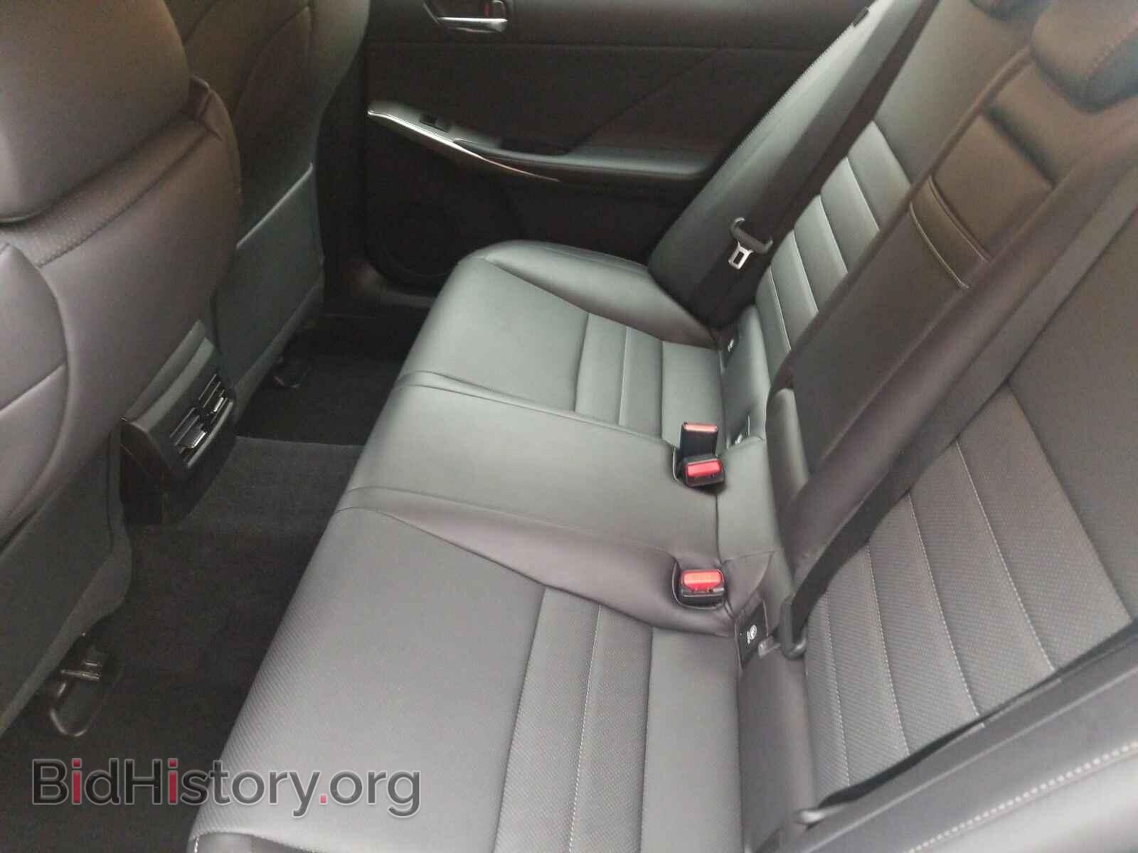 2016 Lexus IS 300 - VIN: JTHCM1D2XG5011389 - Фото 5