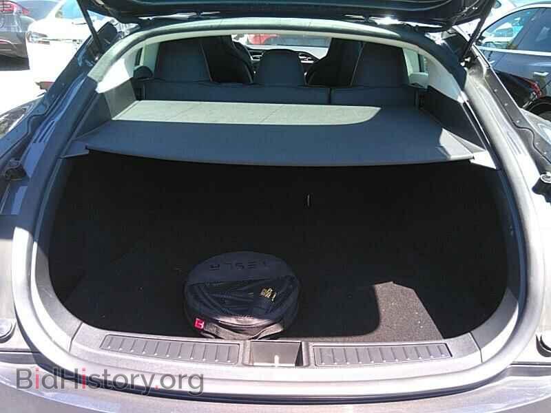 2016 Tesla Model S - VIN: 5YJSA1E18GF141990 - Фото 7