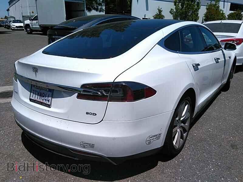2016 Tesla Model S - VIN: 5YJSA1E2XGF134936 - Photo 2