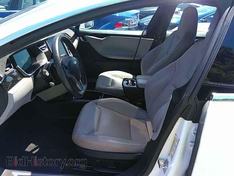 2016 Tesla Model S - VIN: 5YJSA1E20GF141006 - Photo 3