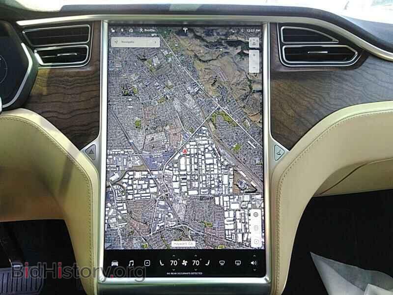 2016 Tesla Model X - VIN: 5YJXCBE22GF012920 - Фото 4