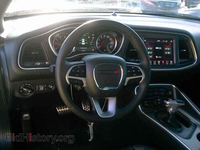 2018 Dodge Challenger - VIN: 2C3CDZAG7JH112197 - Фото 4