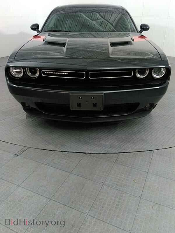 2018 Dodge Challenger - VIN: 2C3CDZAG7JH112197 - Фото 8
