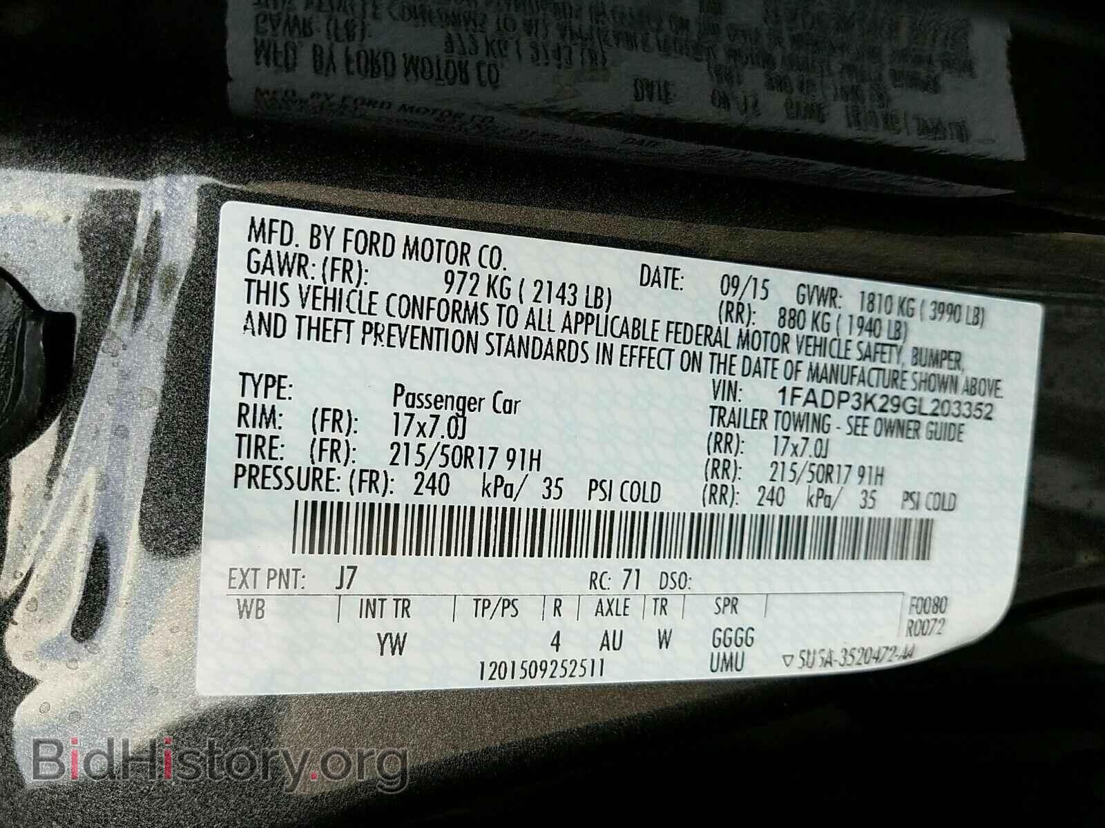 2016 Ford Focus - VIN: 1FADP3K29GL203352 - Photo 6