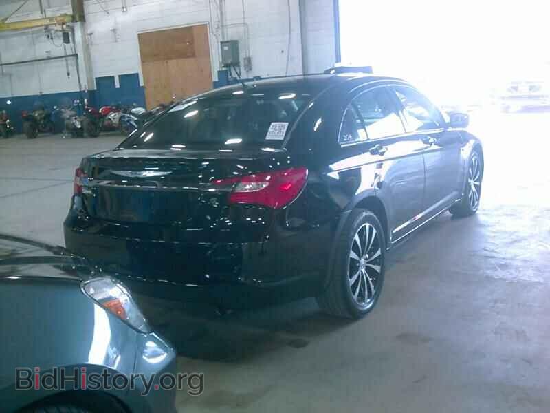 2012 Chrysler 200 - VIN: 1C3CCBBG2CN307627 - Фото 2
