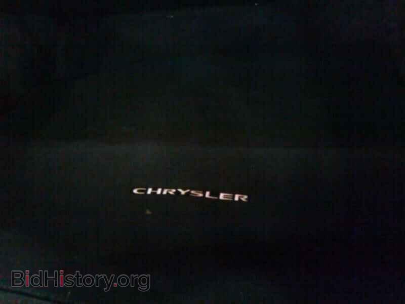 2012 Chrysler 200 - VIN: 1C3CCBBG2CN307627 - Фото 7