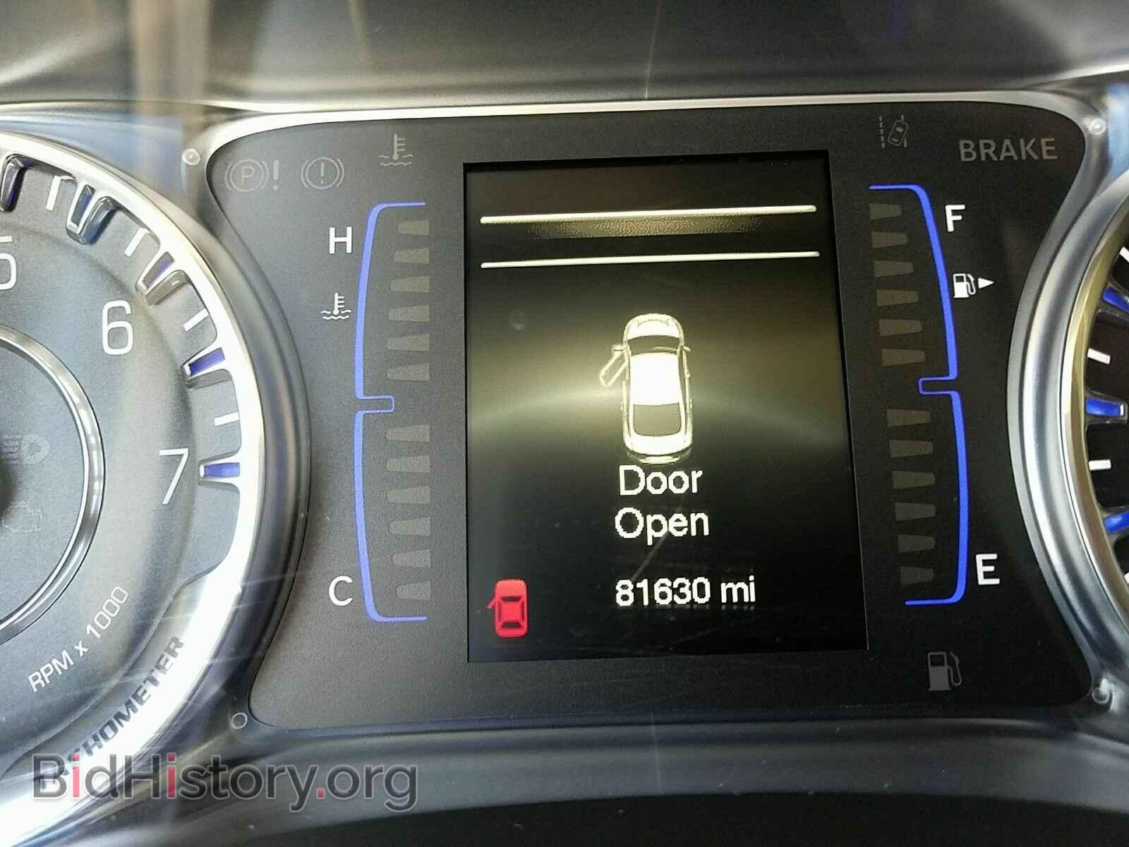 2016 Chrysler 200 - VIN: 1C3CCCAB2GN131938 - Фото 5