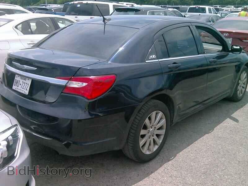 2012 Chrysler 200 - VIN: 1C3CCBBBXCN303202 - Фото 2