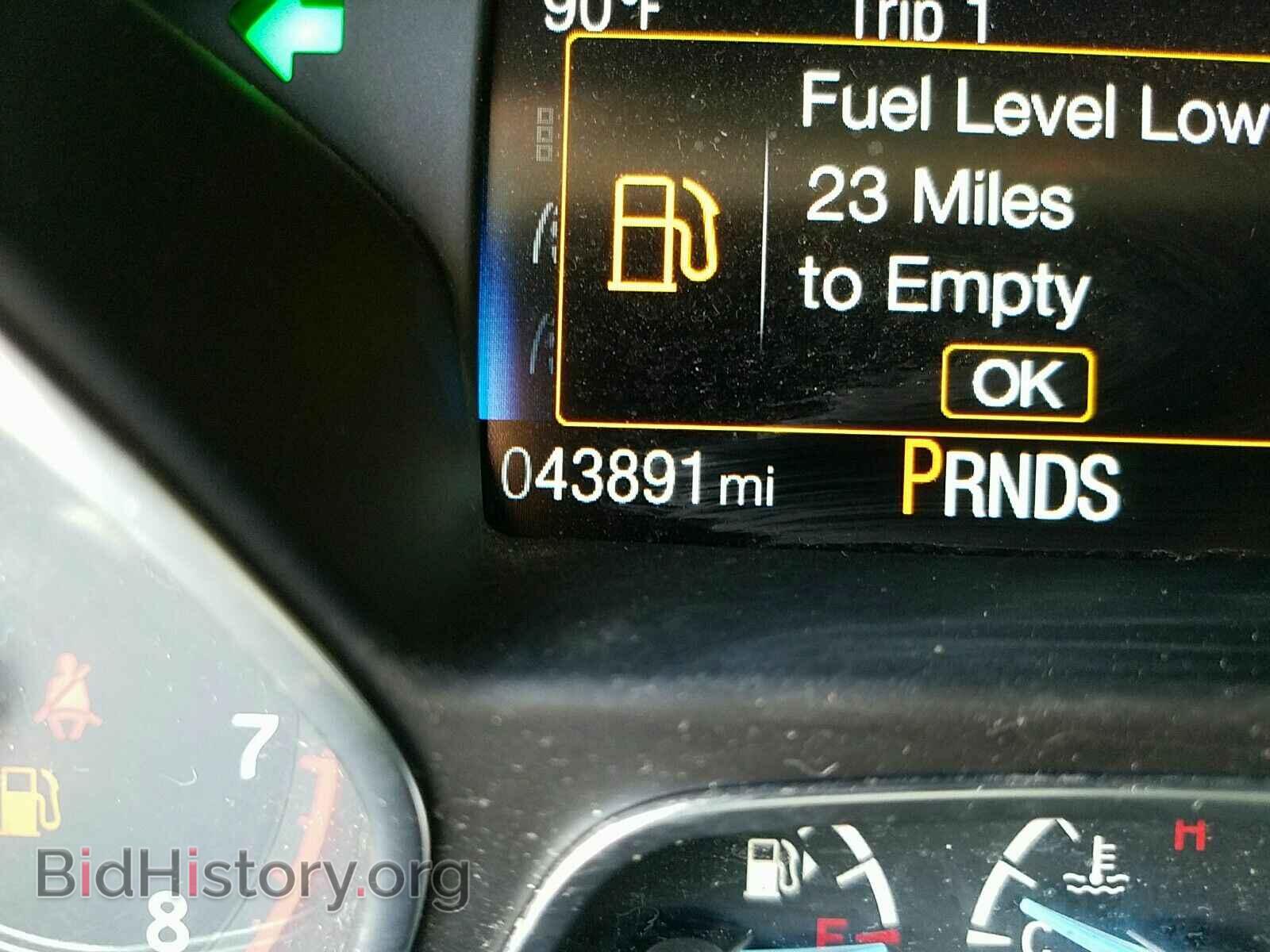 2016 Ford Focus - VIN: 1FADP3FEXGL211996 - Photo 5