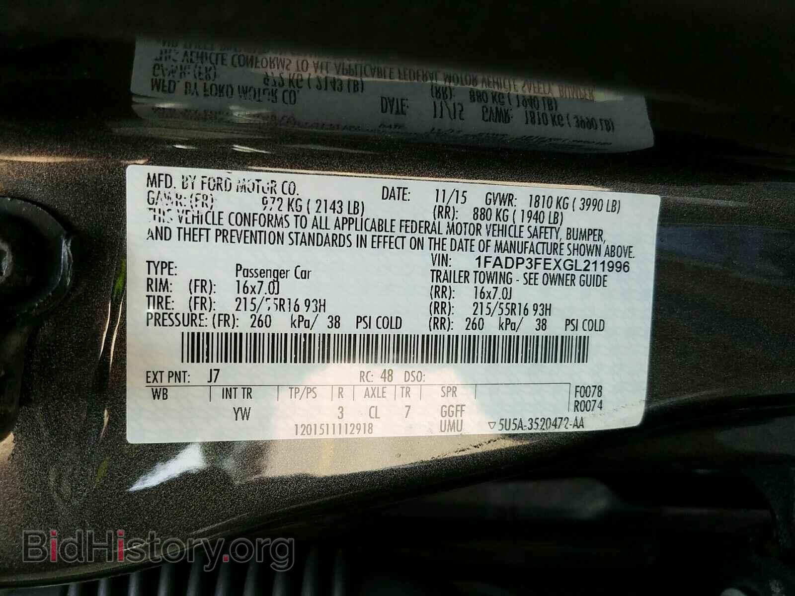 2016 Ford Focus - VIN: 1FADP3FEXGL211996 - Photo 6