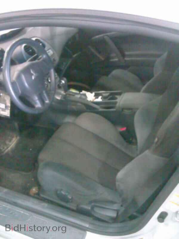 2006 Mitsubishi Eclipse - VIN: 4A3AK24F16E025460 - Фото 3