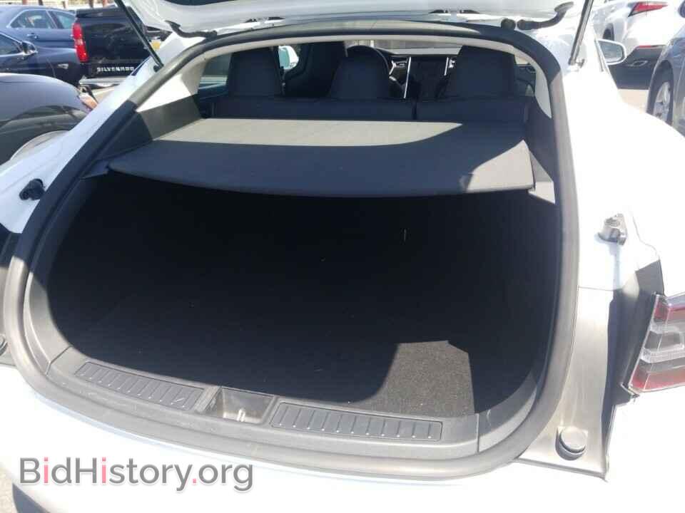 2016 Tesla Model S - VIN: 5YJSA1E16GF143236 - Фото 7