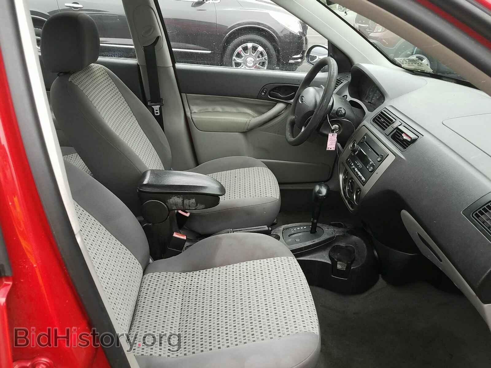 2007 Ford Focus - VIN: 1FAFP34N47W343856 - Фото 3