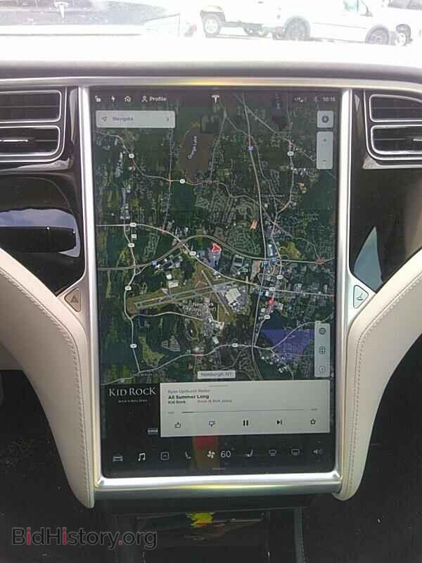 2016 Tesla Model S - VIN: 5YJSA1E23GF131781 - Photo 4